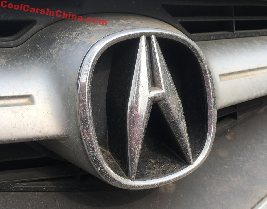 Acura TL Is A Dusty Japanese-American Sedan In China - CoolCarsInChina.com